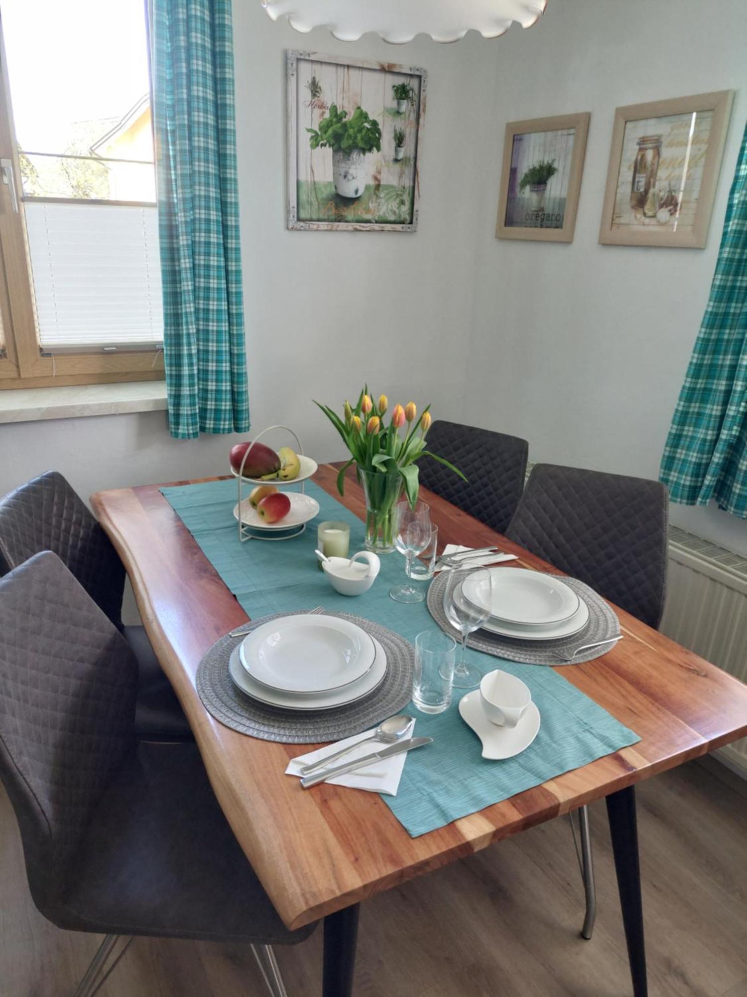 Wohnung Mit Charme In Pinsdorf ภายนอก รูปภาพ